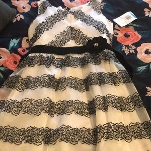 Girl dress size 14/16